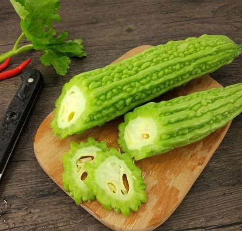 吃瓜为啥拉肚,揭秘夏日消暑美食背后的健康隐患