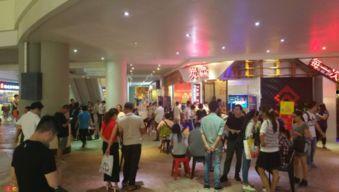 网红店爆满,排队盛况引全民热议