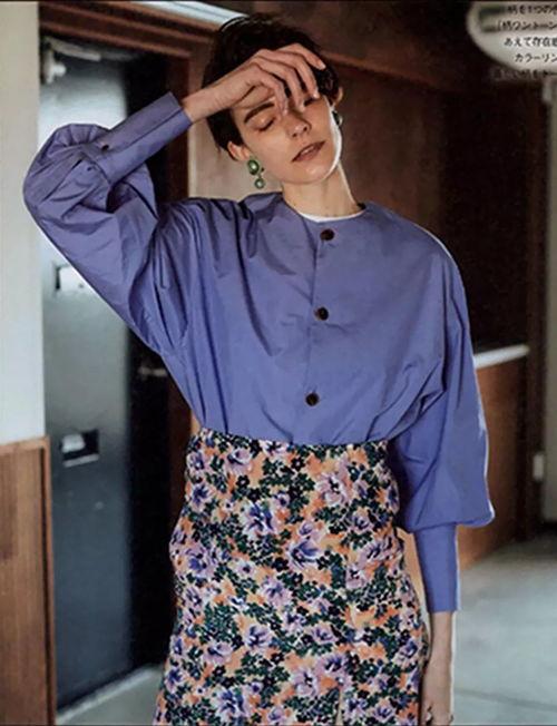 香港网红小姐姐碎花裙子,尽显甜美风情